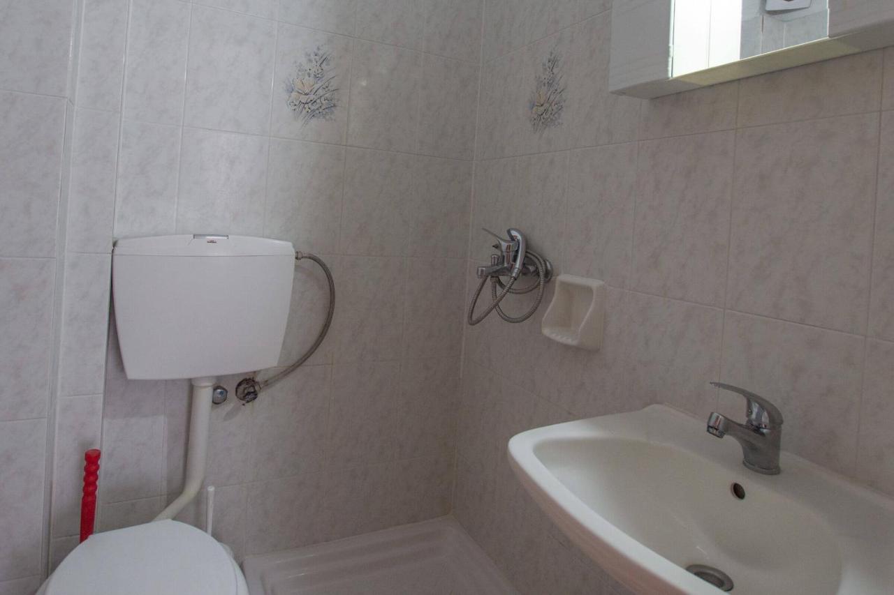 George Laz Rooms Vrasná المظهر الخارجي الصورة